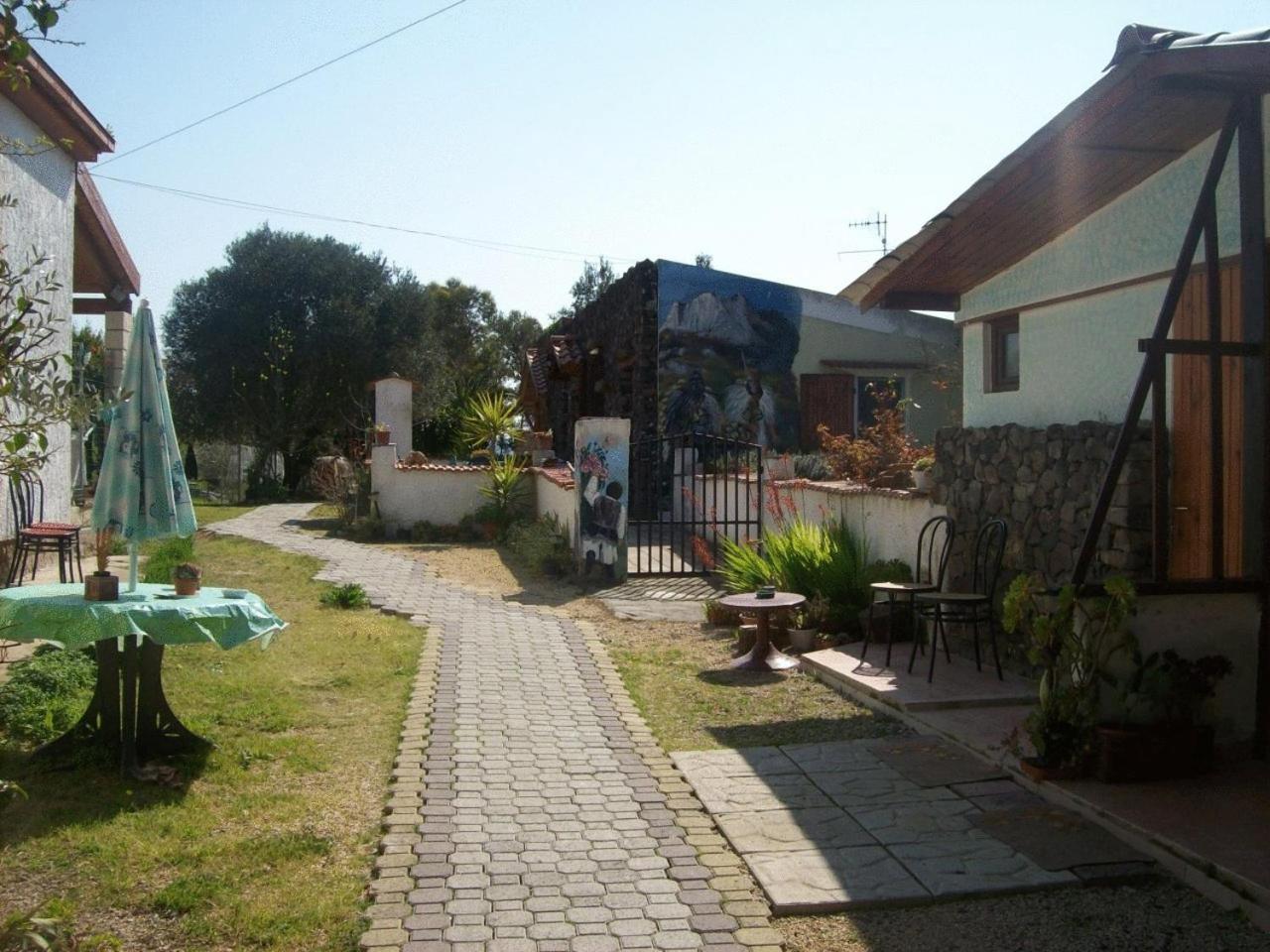 B&B Domo De Pedra Tottubella Buitenkant foto