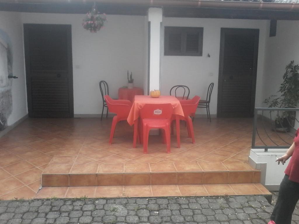B&B Domo De Pedra Tottubella Buitenkant foto