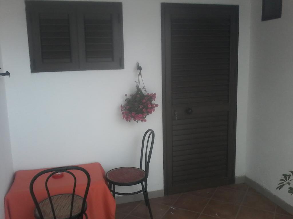 B&B Domo De Pedra Tottubella Buitenkant foto