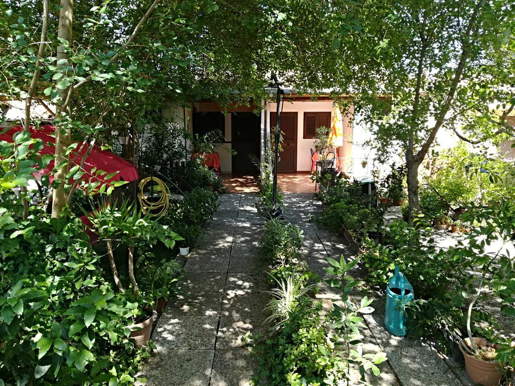 B&B Domo De Pedra Tottubella Buitenkant foto