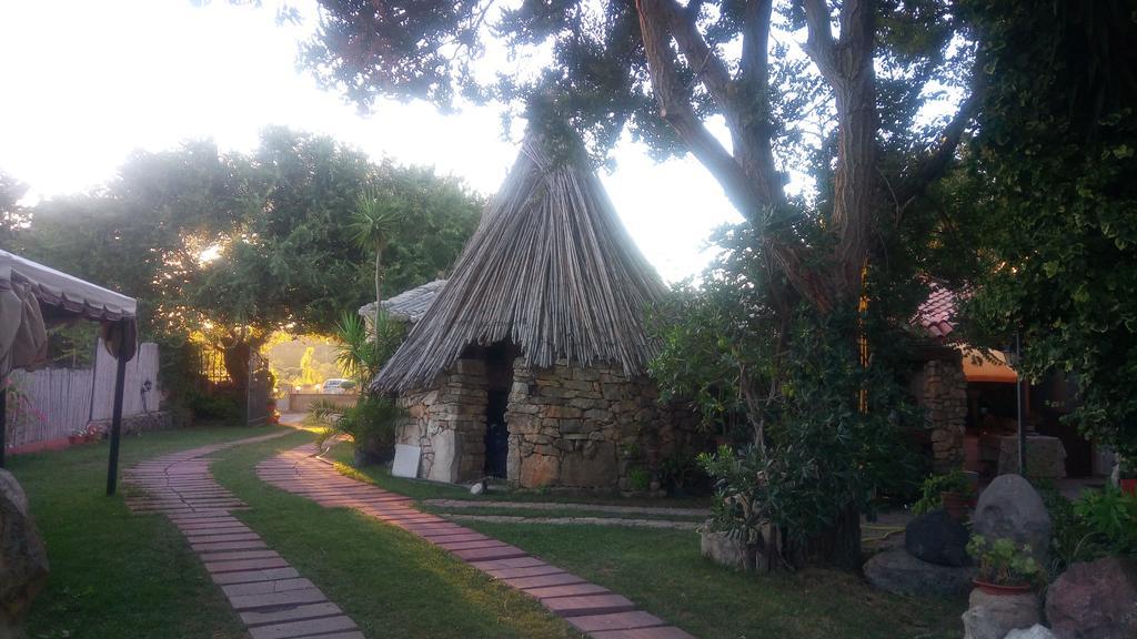 B&B Domo De Pedra Tottubella Buitenkant foto
